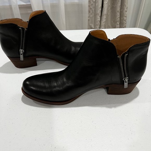 Lucky Brand Ankle Boots - Picture 1 of 7